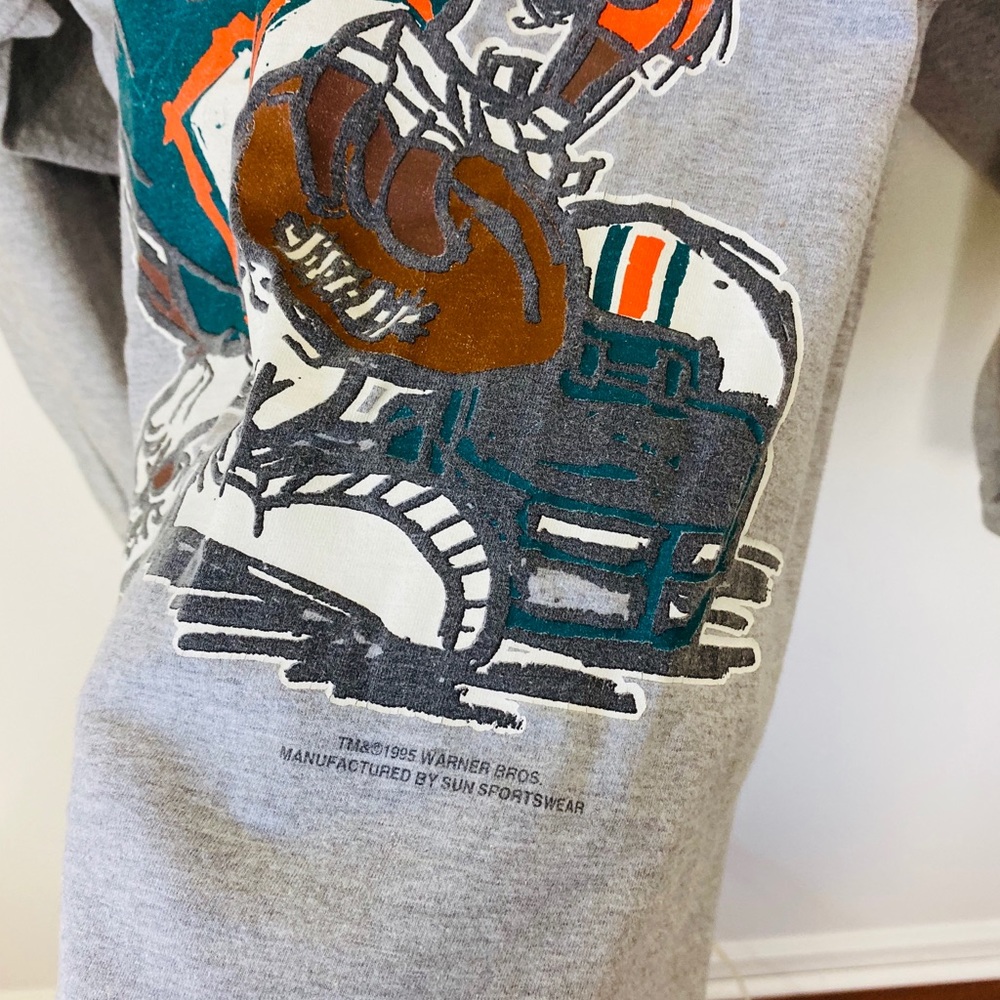 VTG 1994 looney tunes Miami dolphins long sleeve L - Picture 4 of 6